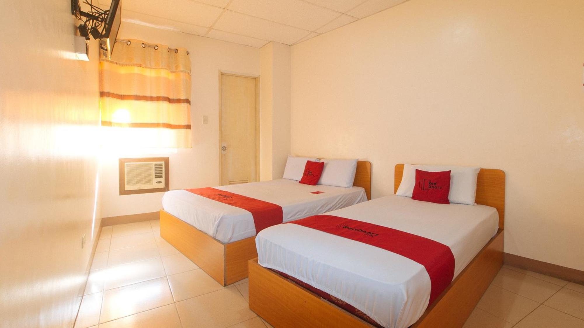 Reddoorz @ Asiana Pension Inn Mandaue City Ngoại thất bức ảnh
