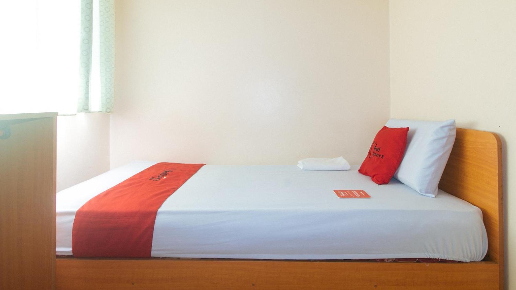 Reddoorz @ Asiana Pension Inn Mandaue City Ngoại thất bức ảnh